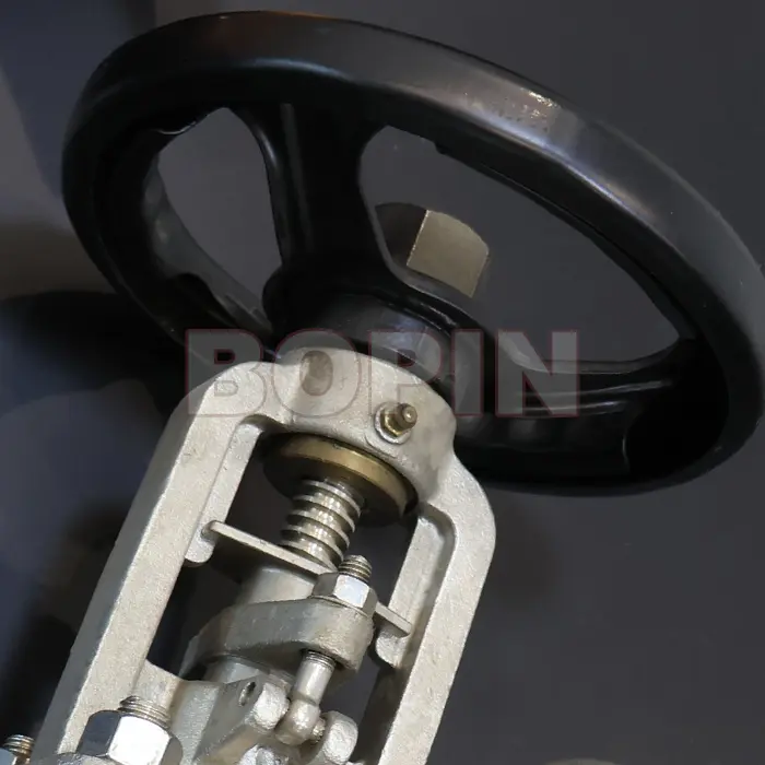 DIN flanged stainless steel CF8 Y pattern bellows sealed stop valve.jpg